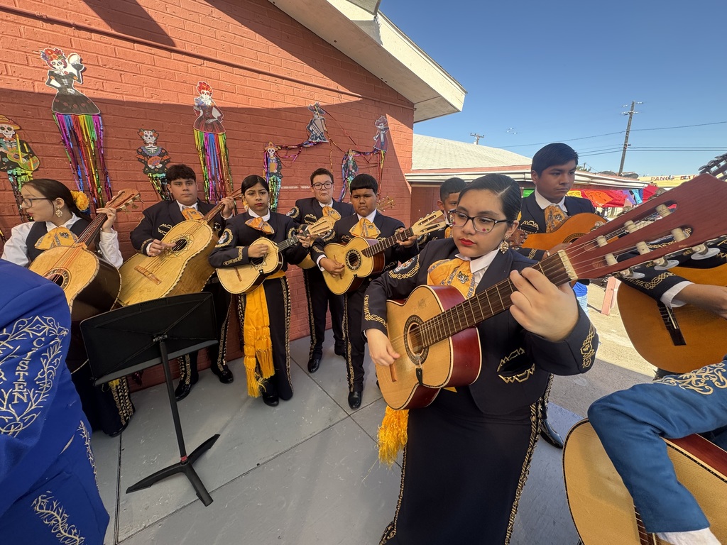 Mariachi Los Tigrillos de Oro represented Christen middle school at the Dia de Los Muerto Jamaica for Mother Cabrini Church this past Sunday. Parents and Students enjoyed music, Jamaica's activities, and supported our community in the Jamaica.