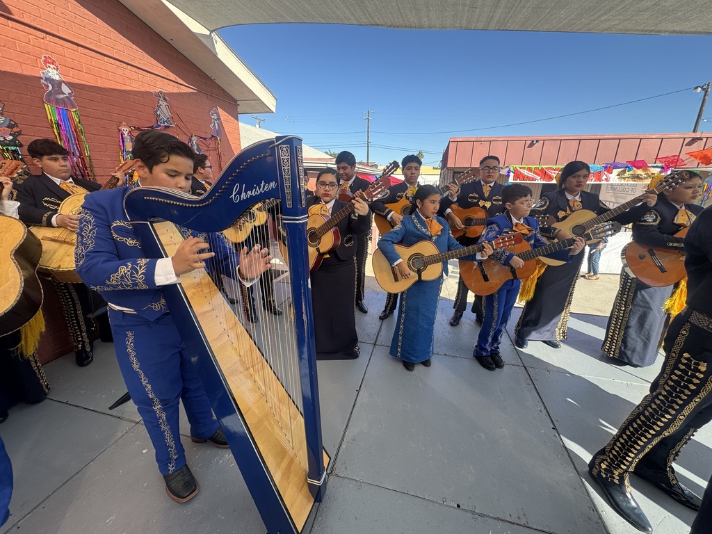 Mariachi Los Tigrillos de Oro represented Christen middle school at the Dia de Los Muerto Jamaica for Mother Cabrini Church this past Sunday. Parents and Students enjoyed music, Jamaica's activities, and supported our community in the Jamaica.