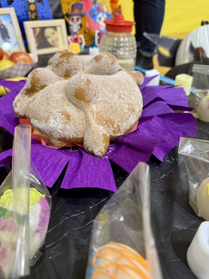 Lara Dia de Los Muertos