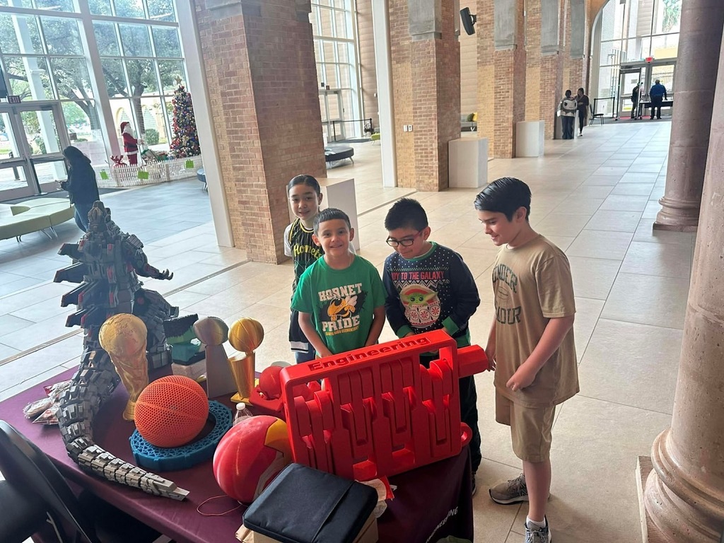 87B718E0-589E-467D-8CB7-57E7A7BA2D1D