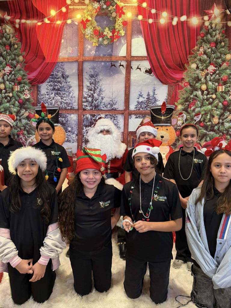 El Metro's Noche Magica Christmas Event