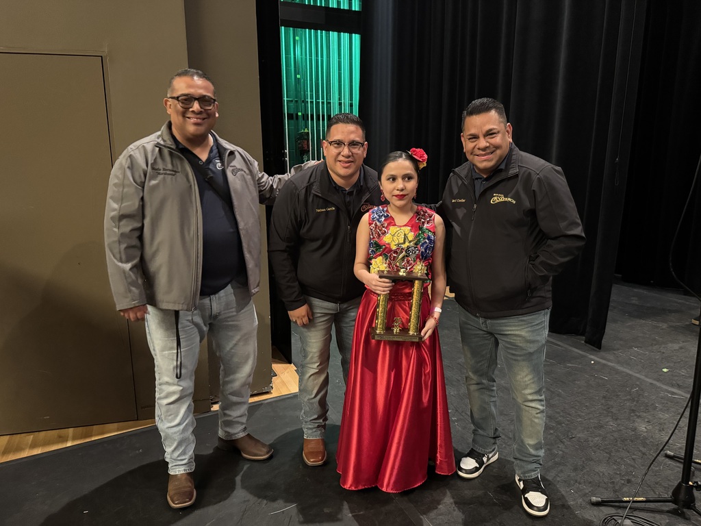 Congratulations to our Mariachi Los Tigrillos de Oro member Mikayla Villarreal. 
