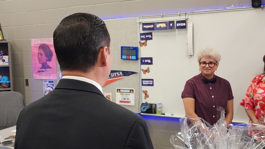 Cigarroa Teacher of the Month - April