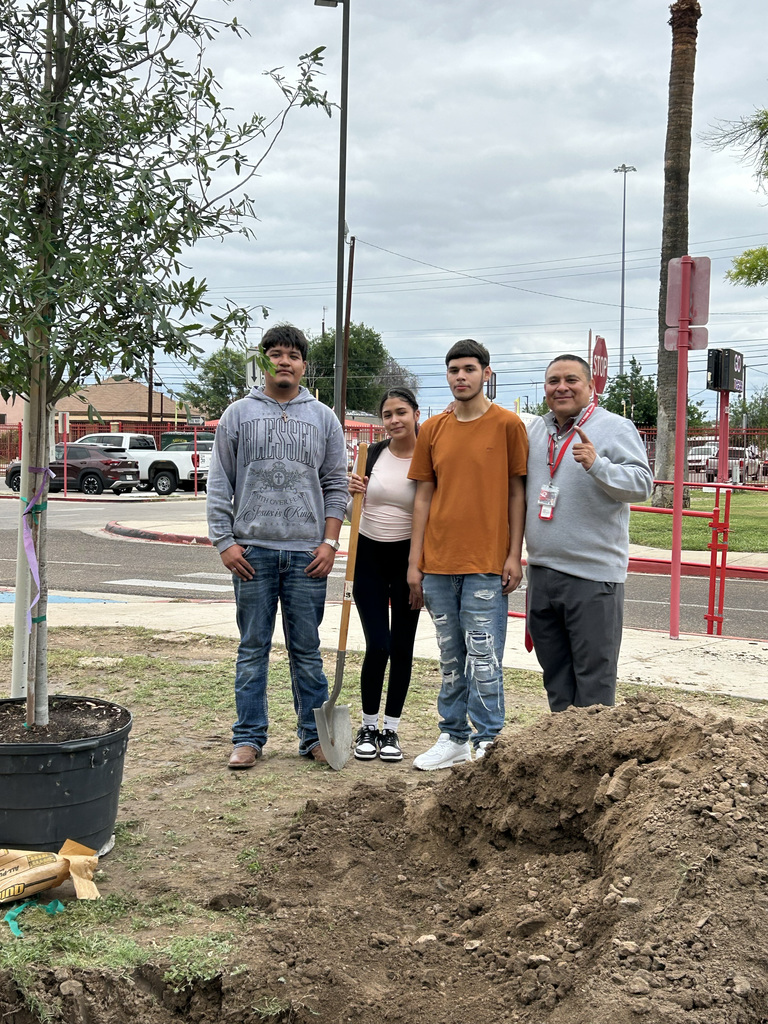 Martin High School Planting Tree Project 