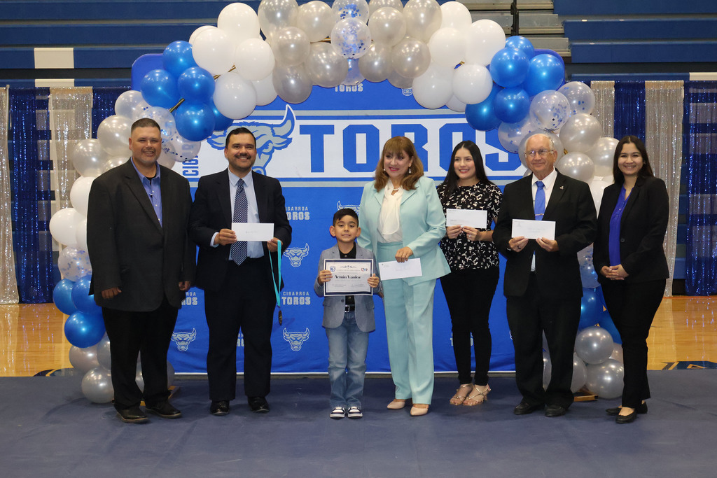 Cigarroa High School Scholarship Night