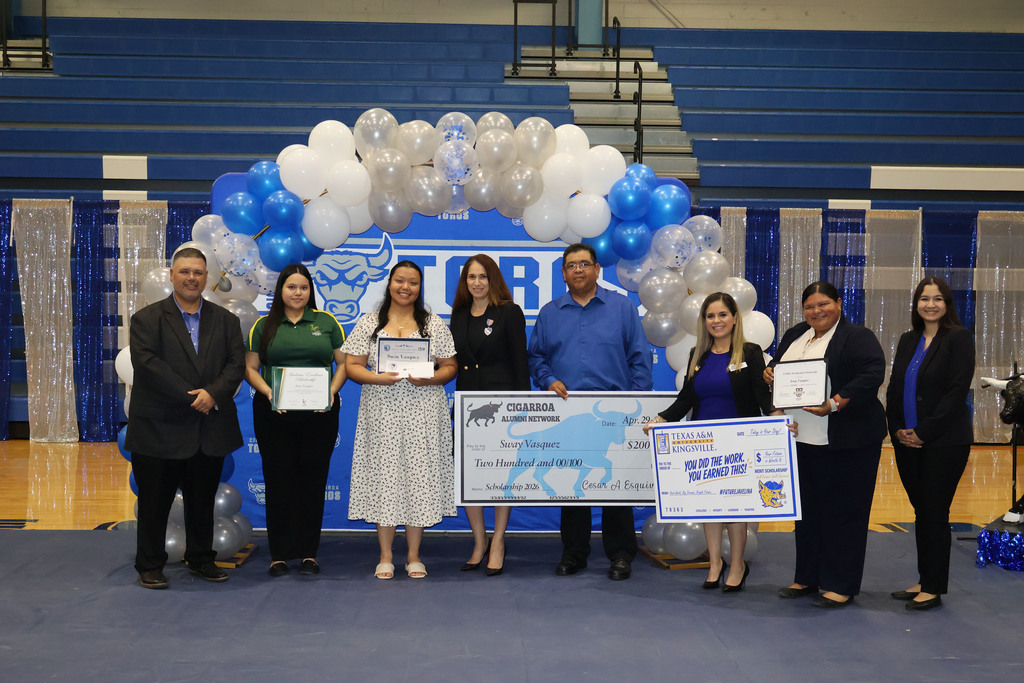 Cigarroa High School Scholarship Night