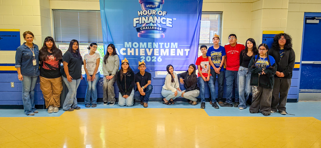 en Middle School earned Momentum Achievement Status in the 2026 Intuit Hour of Finance Challenge