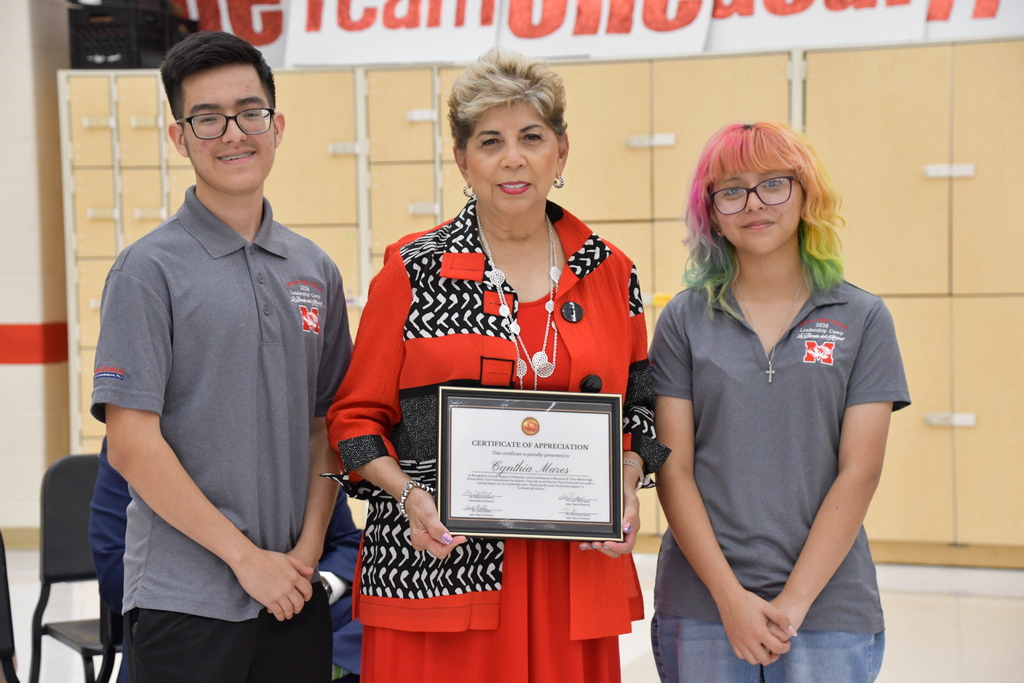 Martin High School Band recognizes community members