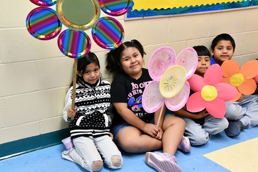 Santa Maria Elementary School Accelerated Reader Kick-Off Parade