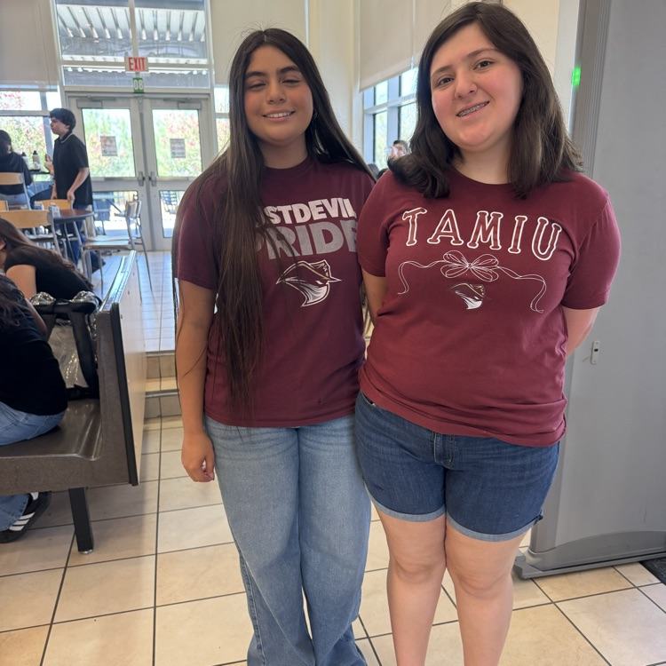 college t-shirt