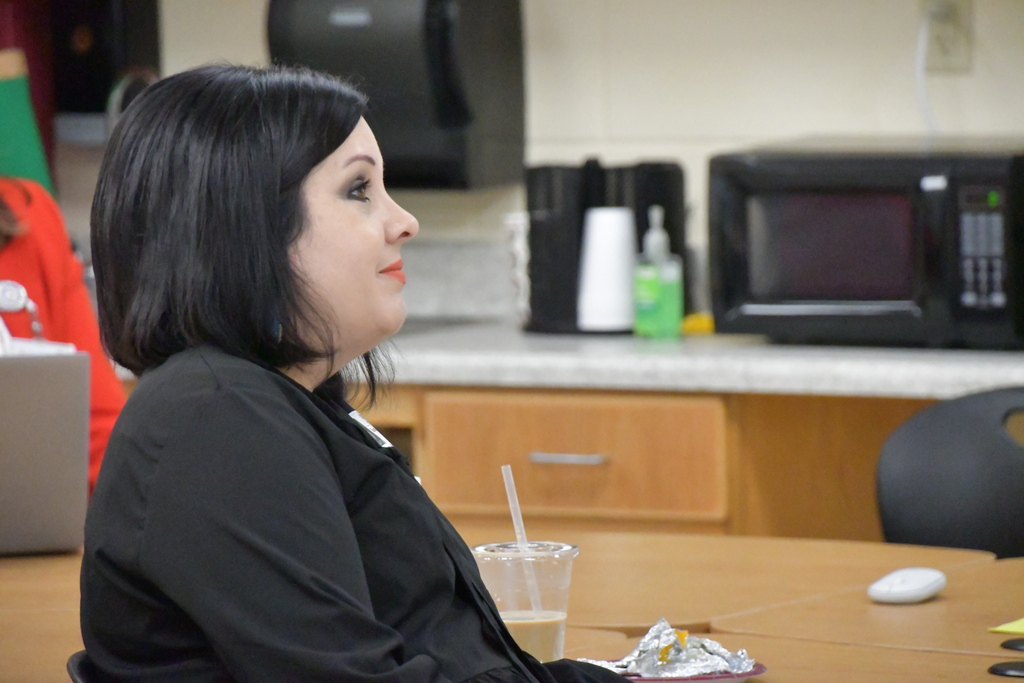 jim hogg isd visiting dovalina elementary