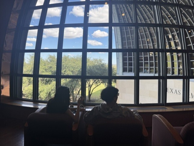 TAMIU GEAR UP
