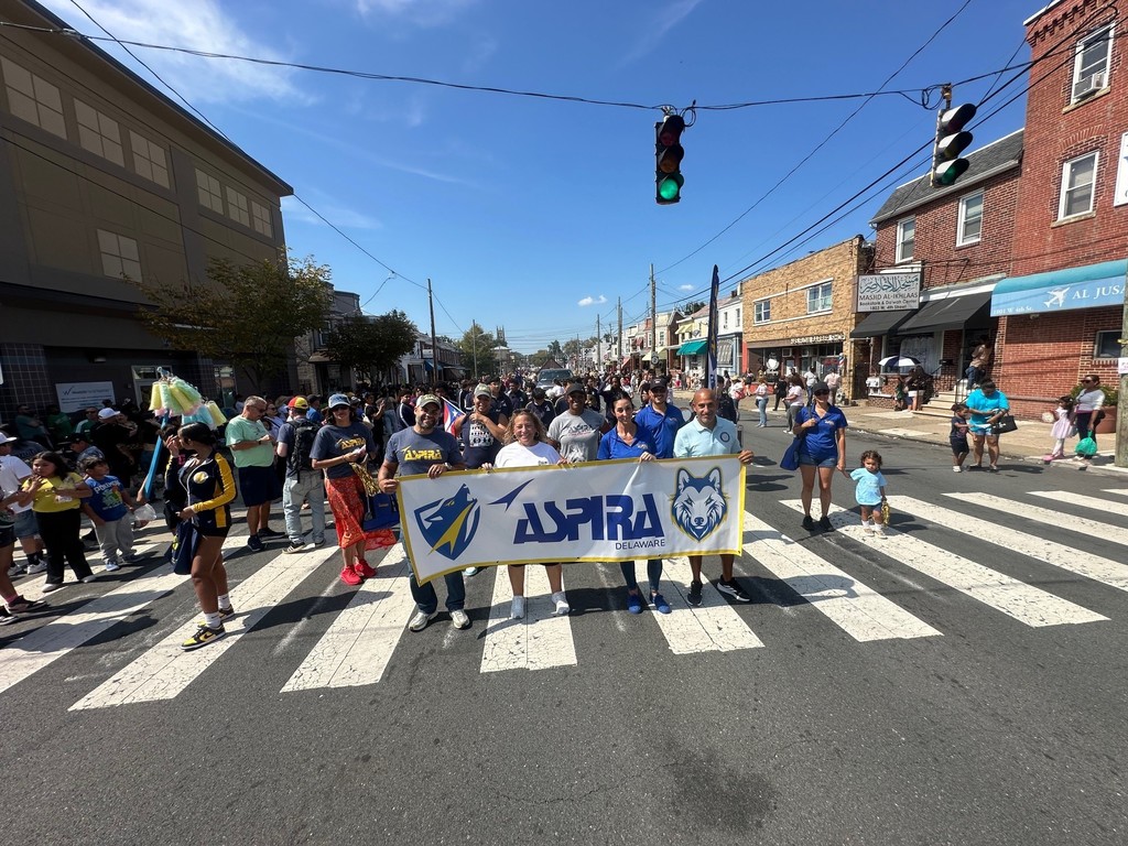 Wilmington Hispanic Parade MLW