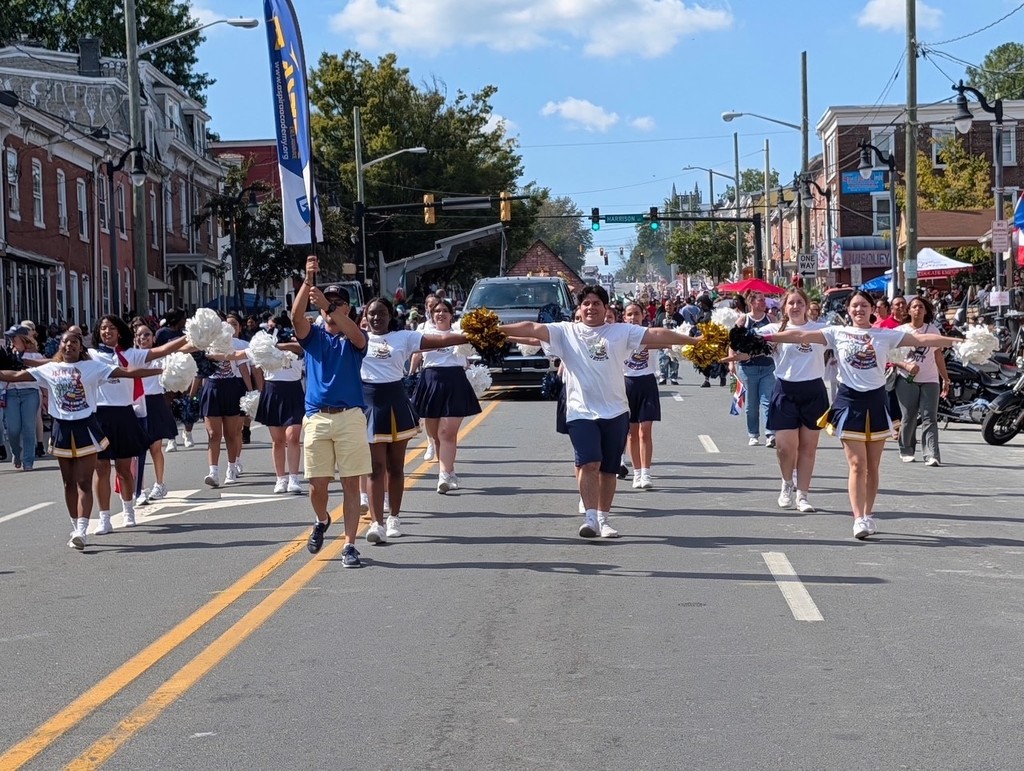 Wilmington Hispanic Parade Cheer Team