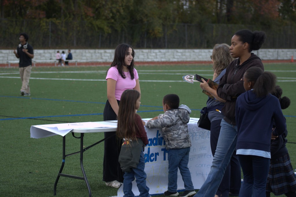 Reading Under the Stars pics