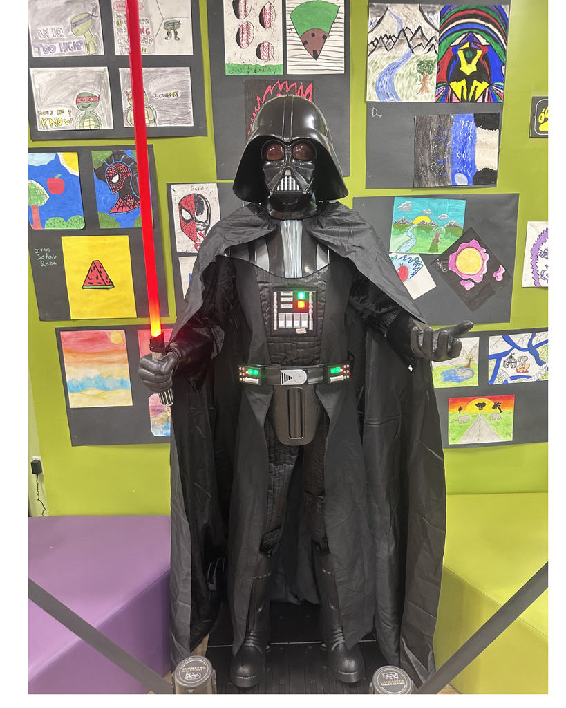 Darth Vader statue