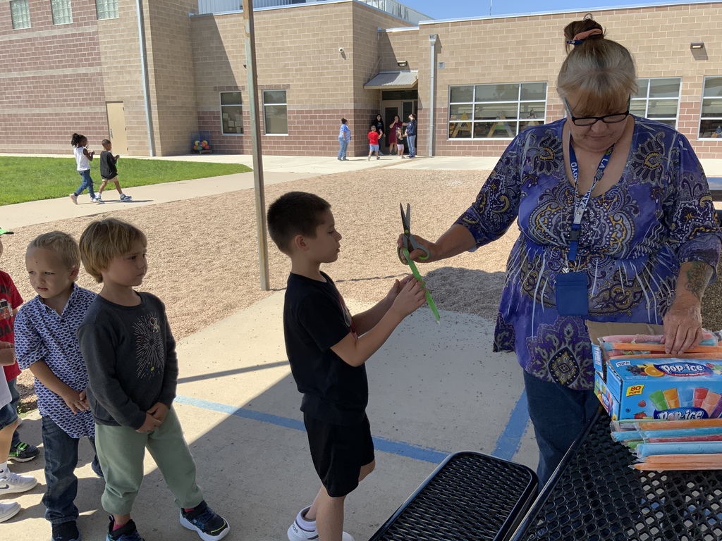 Popsicle pics from LAES perfect attendance