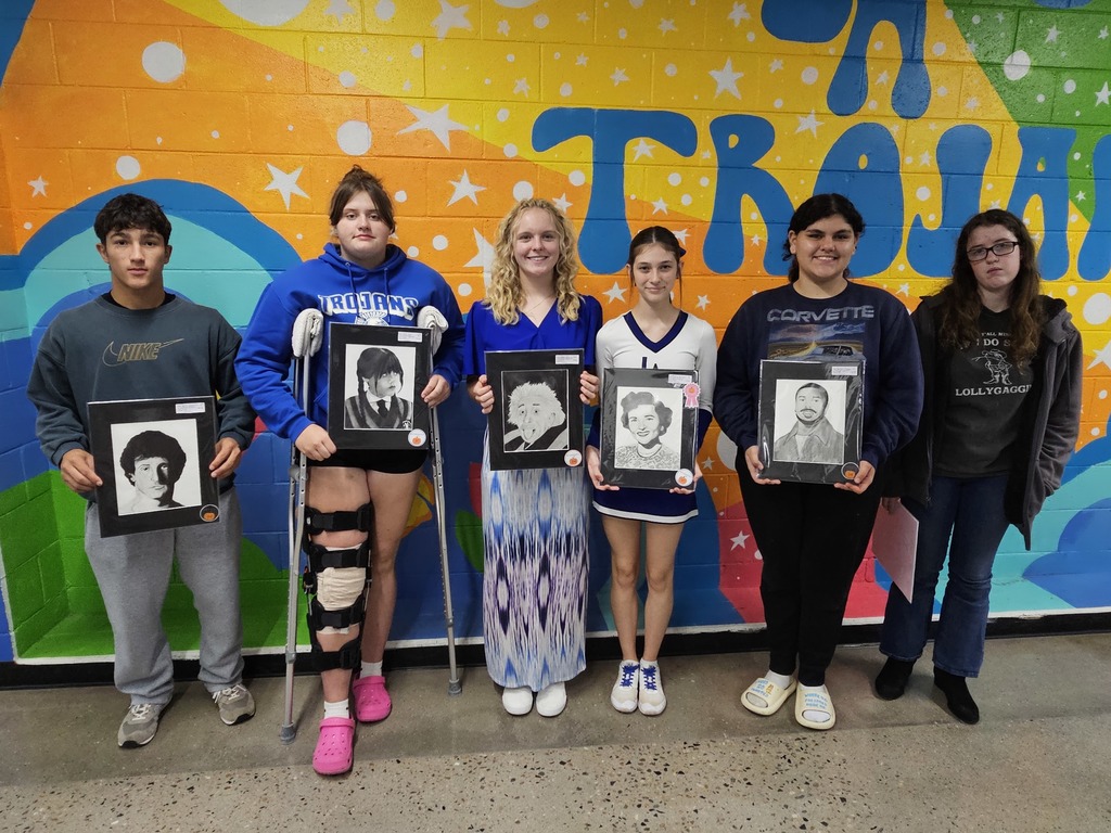 Harvest show art winners