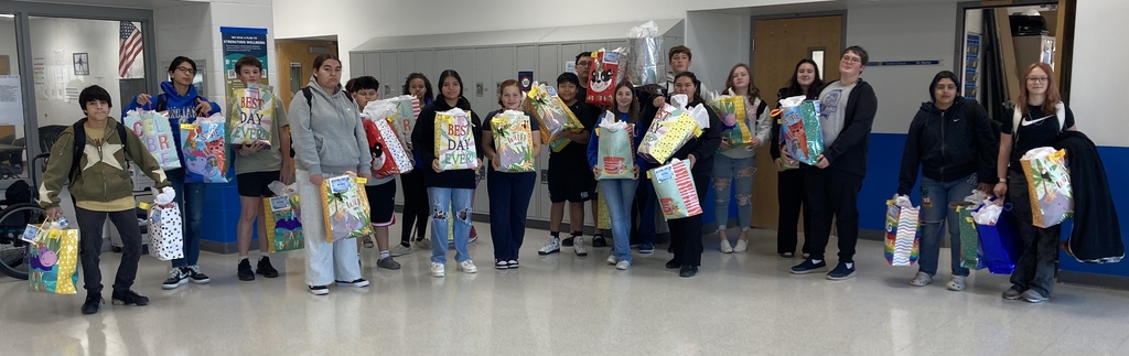 Pure Gold donates bday bags