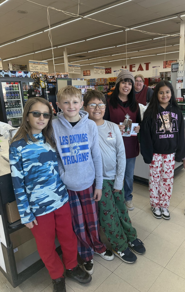 5th. 6th grade pics of their give back activities 