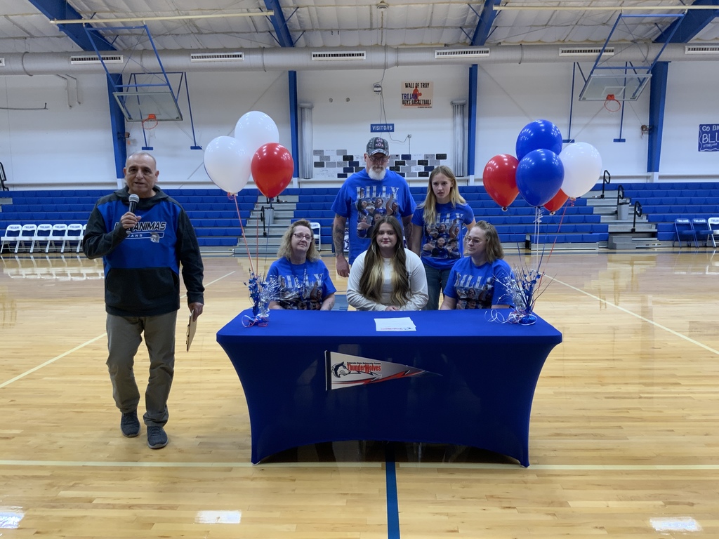 HS Senior signs with CSU Pueblo Pics 