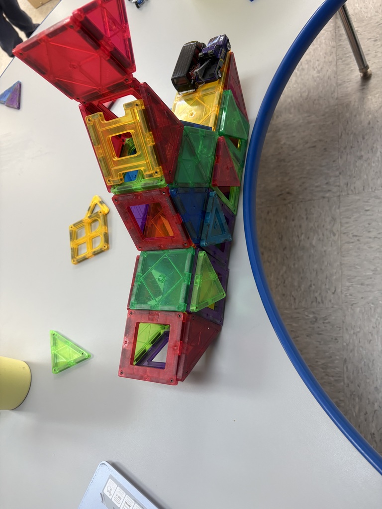 daycare pics of kids making a pirate ship