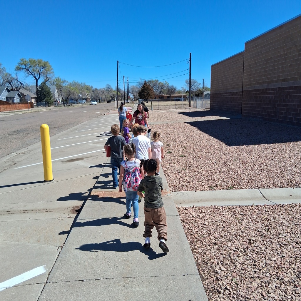 Pics of daycare enjoying free DQ ice cream 