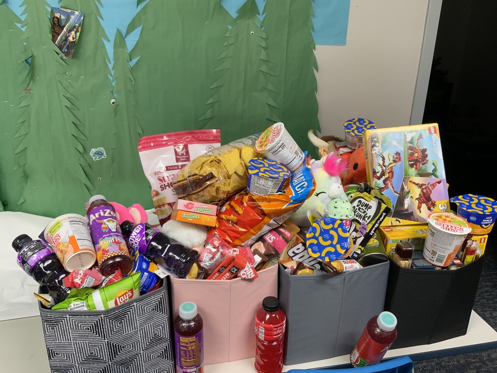 Post prom gift baskets 