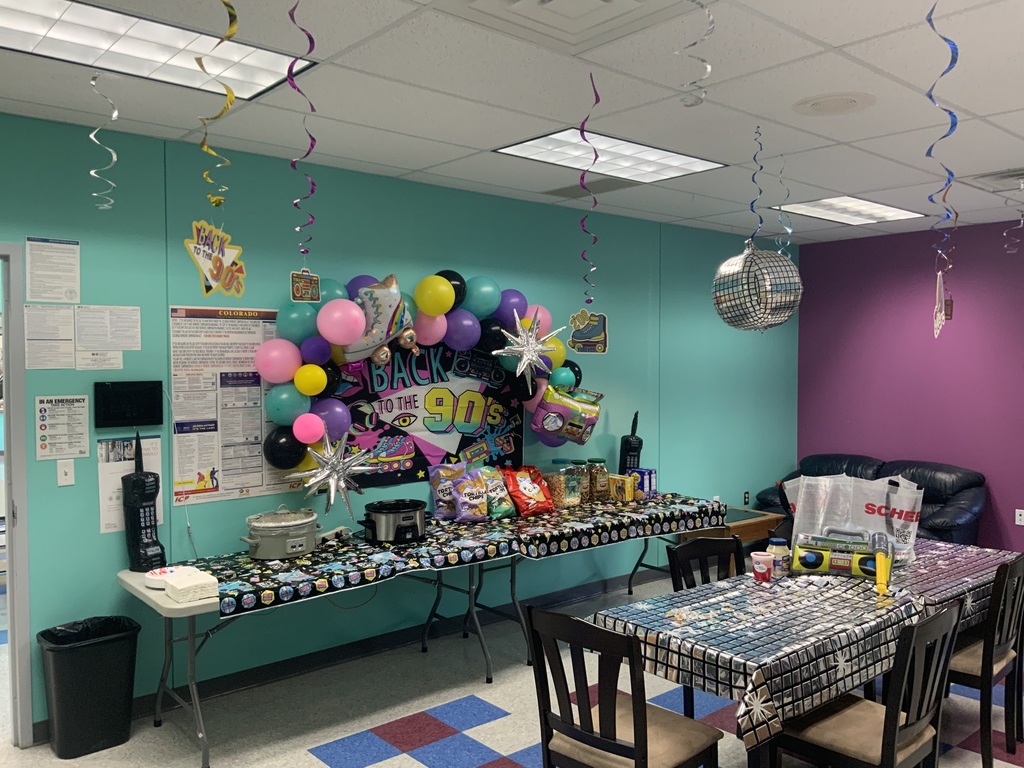 Teacher appreciation decorations at LAES 