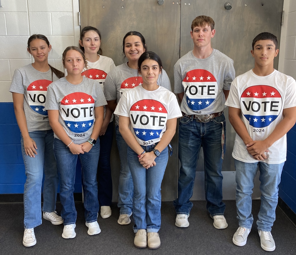 HS student volunteers