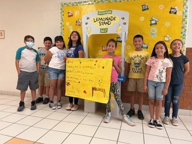 Lemonade Stand Teaches Students Entrepreneurship, Philanthropy