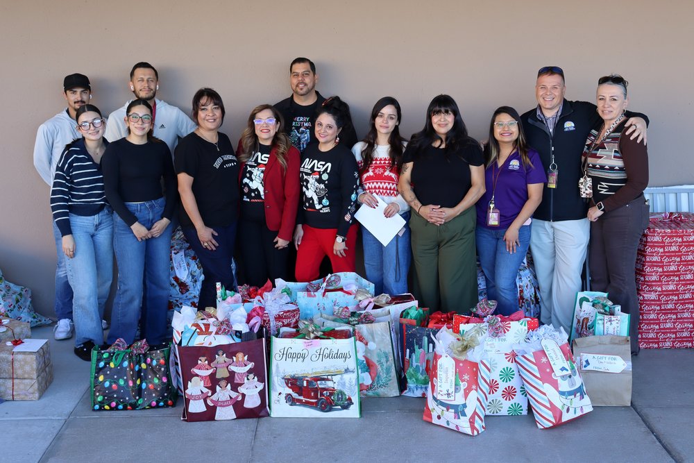 LCPS Community Partnerships Bring Holiday Joy to Hundreds of Students