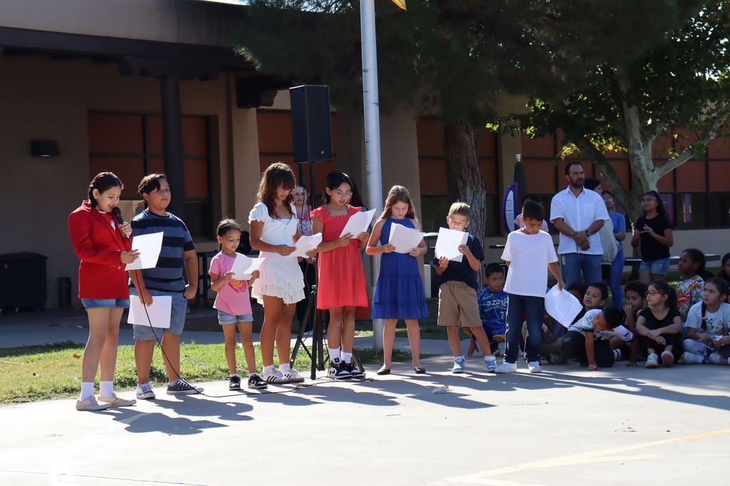 It was a great morning at Central Elementary School as students and staff celebrated their brand-new school marquee with a special ribbon-cutting event! 