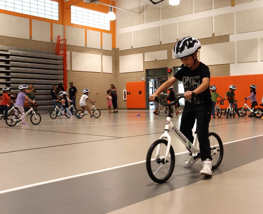 Today, Yamaha and Las Cruces Motorsports delivered 24 Strider bikes to Fairacres Elementary for their kindergarten PE program, thanks to the “All Kids Bike” initiative.