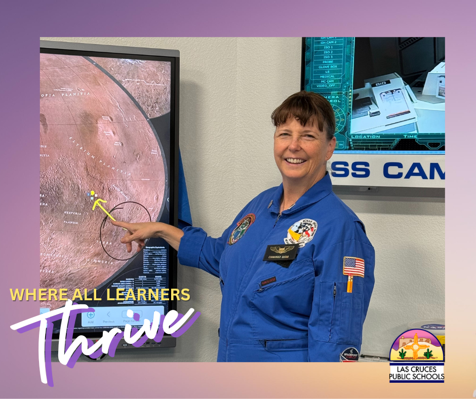 purple gradient graphic with Thrive Thursday feature