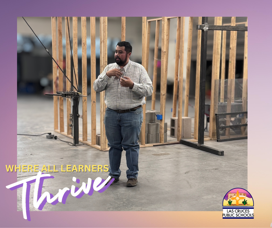 purple gradient graphic with Thrive Thursday feature