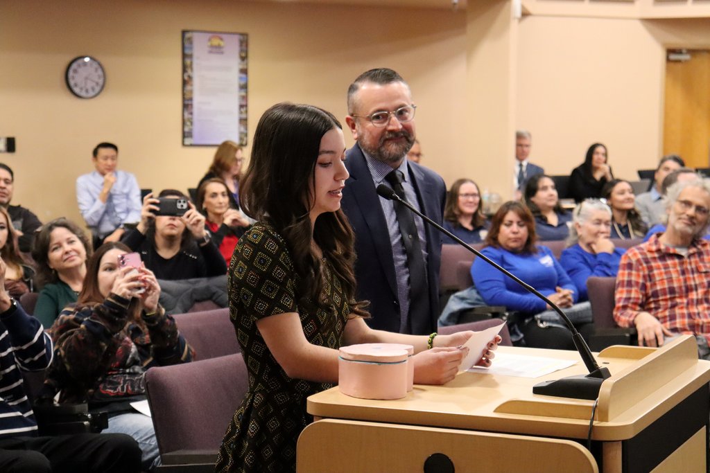 Congratulations to Sarai Martinez from Organ Mountain High School for winning the 3-D Art Award!