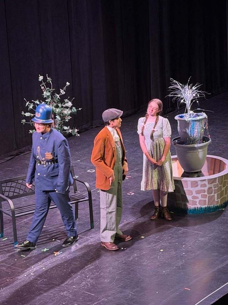 Congratulations to Las Cruces Public Schools OMHS Theatre students who shined at the recent NMAA One-Act Production Competition and Thespys Festival, earning recognition across multiple categories: