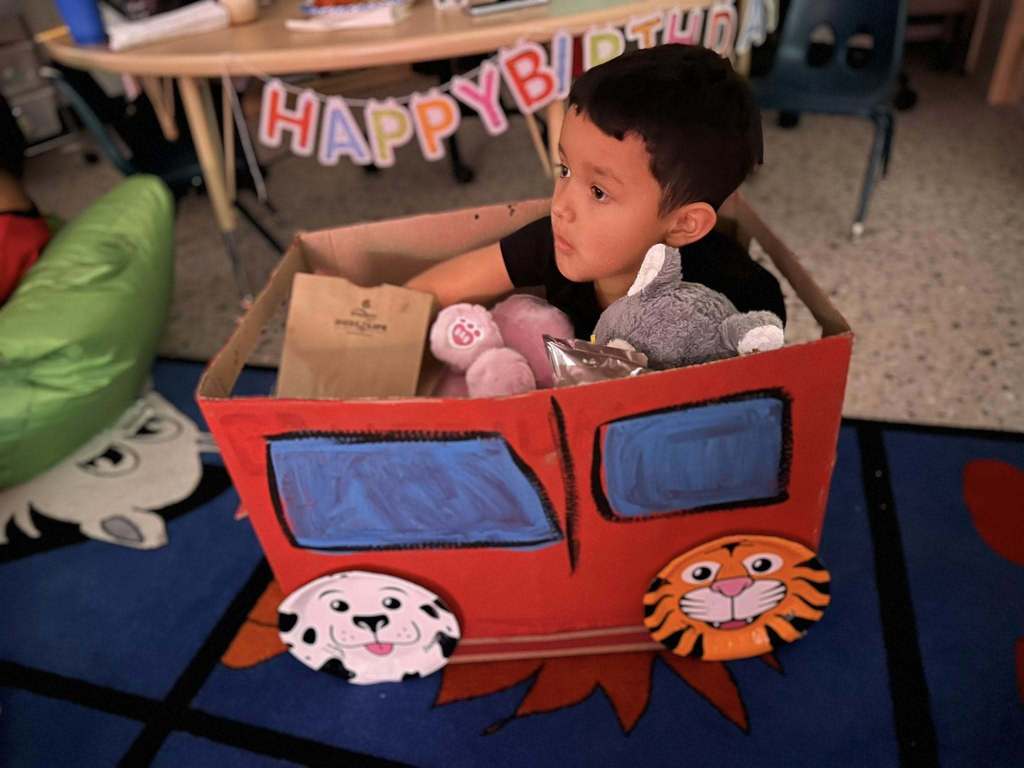 Mrs. Sedillo’s New Mexico Pre-K class at Conlee had the perfect way to wrap up their week of learning all about traffic and transportation! 