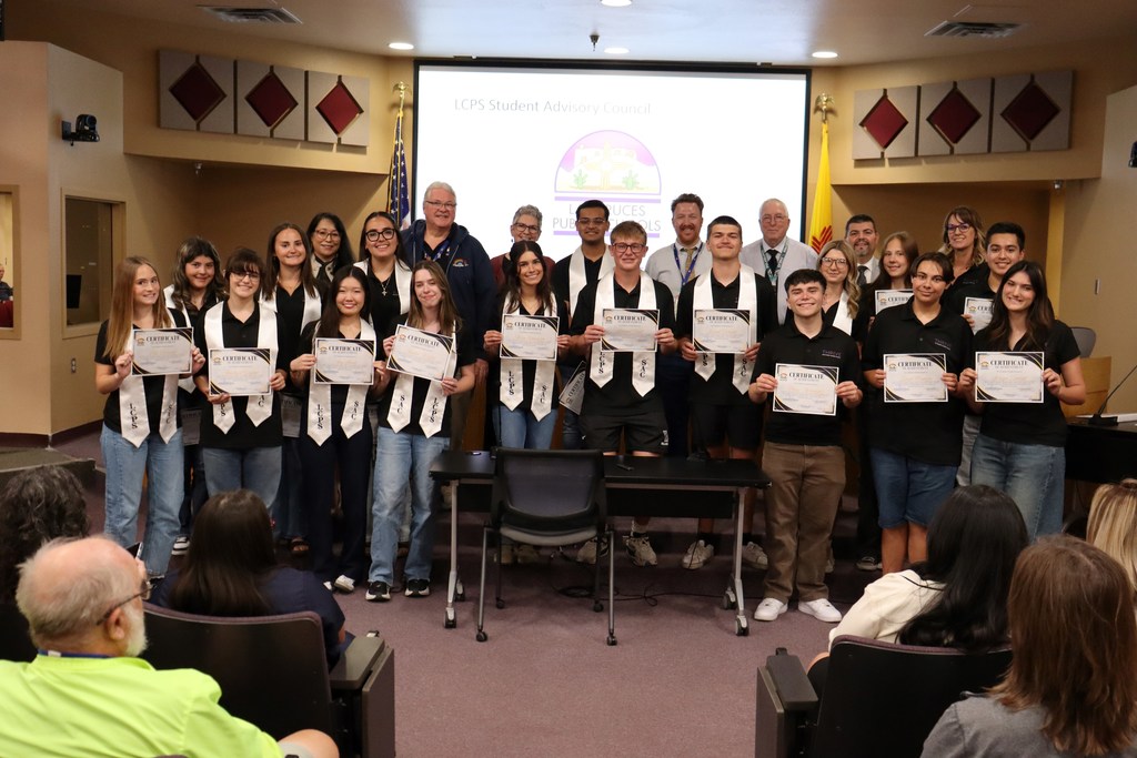 This week, the LCPS Student Advisory Council was recognized during the LCPS Board of Education meeting for their outstanding leadership and service throughout the school year.