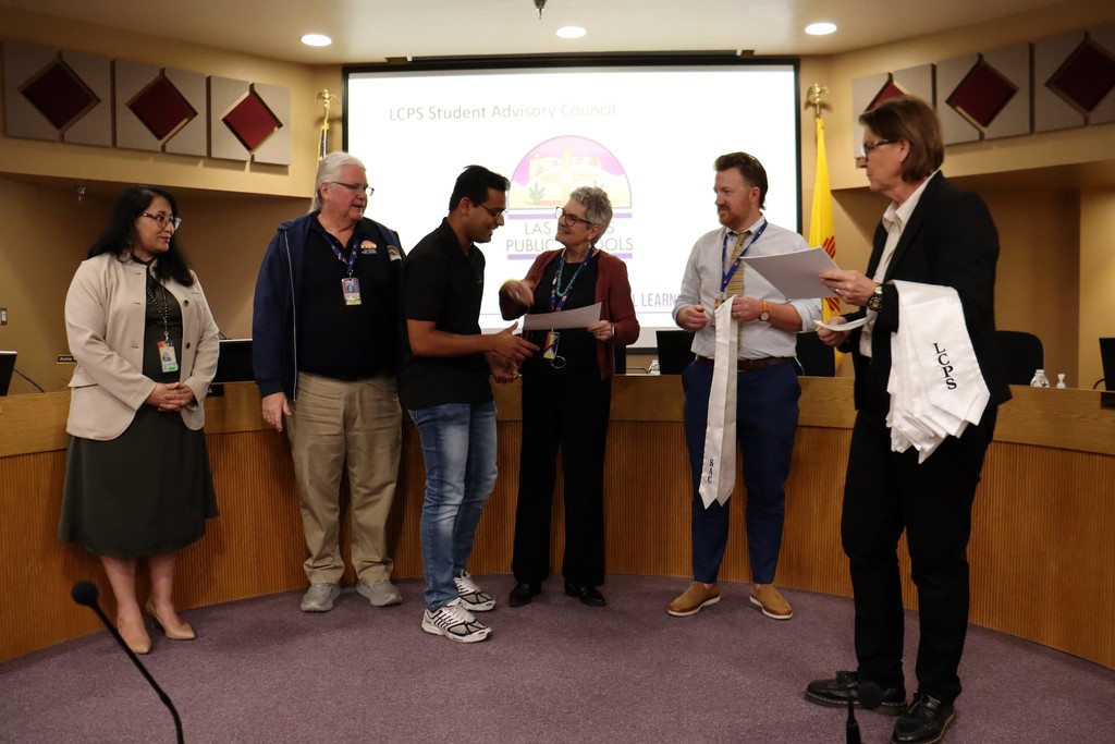This week, the LCPS Student Advisory Council was recognized during the LCPS Board of Education meeting for their outstanding leadership and service throughout the school year.