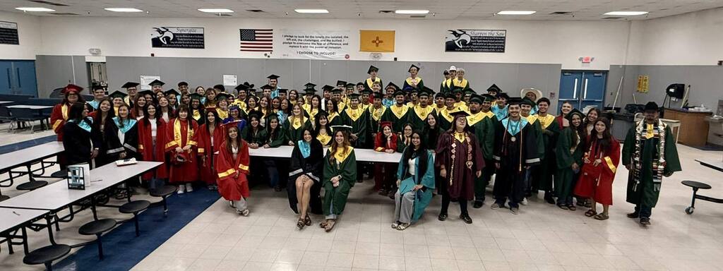Today, Vista Middle School welcomed back the Class of 2026 for their Senior Walk, retracing the halls where their journey first began.