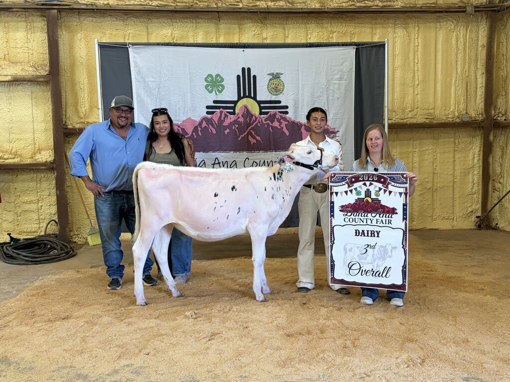 We’re proud to celebrate the hard work and accomplishments of Zia Middle School FFA members at the 2026 Doña Ana County Fair!