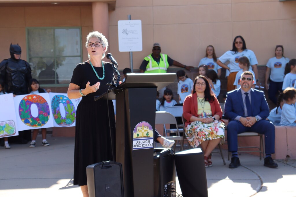 A new name calls for a celebration and this morning, Desert Bloom Elementary School celebrated its new chapter with plenty of superhero spirit!