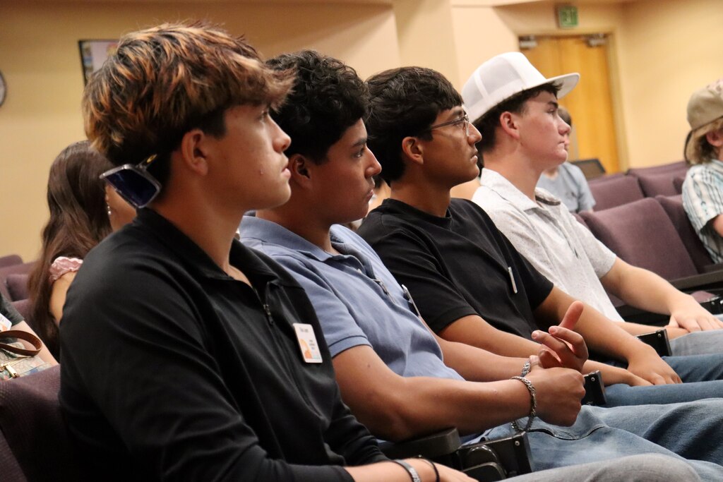 This morning, Junior Leadership Las Cruces students met with Ignacio Ruiz, 