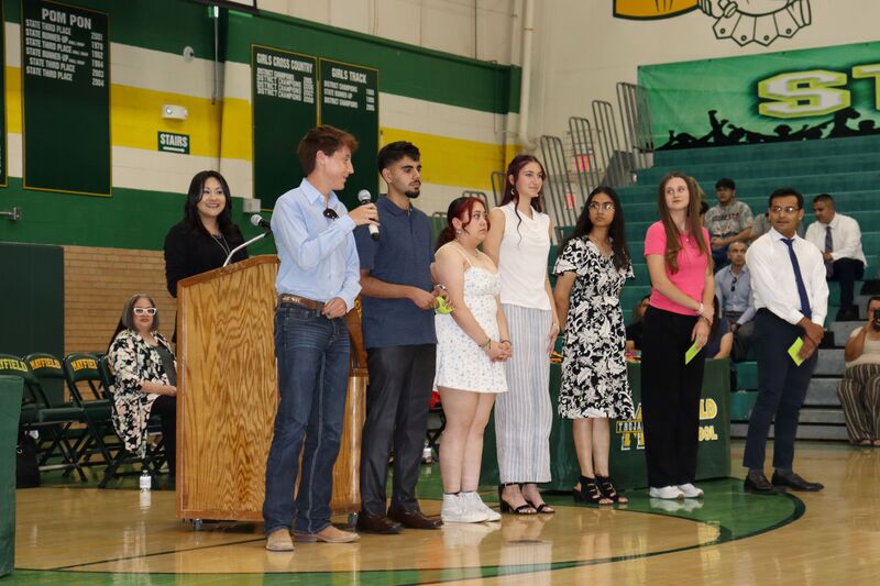 Las Cruces Public Schools Celebrates 138 Graduates Earning the 2026 New Mexico State Seal of Bilingualism and Biliteracy