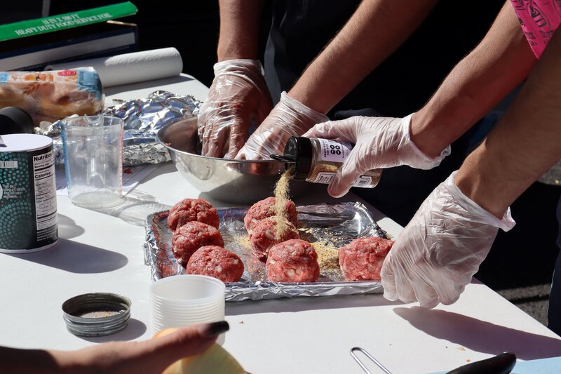 Centennial High School Sweeps Competitions During the Grill and Thrill High School BBQ Contest