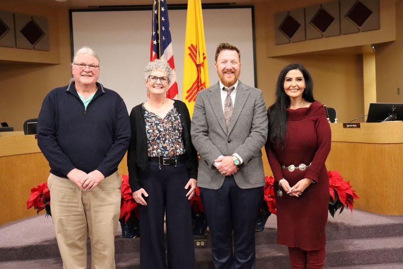 LCPS Board of Education Members Take Oath for New Terms
