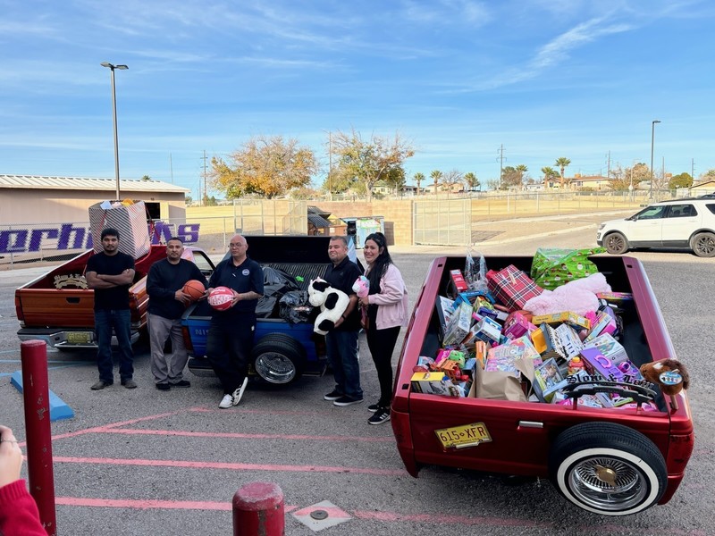 LCPS Community Partnerships Bring Holiday Joy to Hundreds of Students