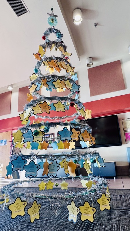 LCPS Community Partnerships Bring Holiday Joy to Hundreds of Students